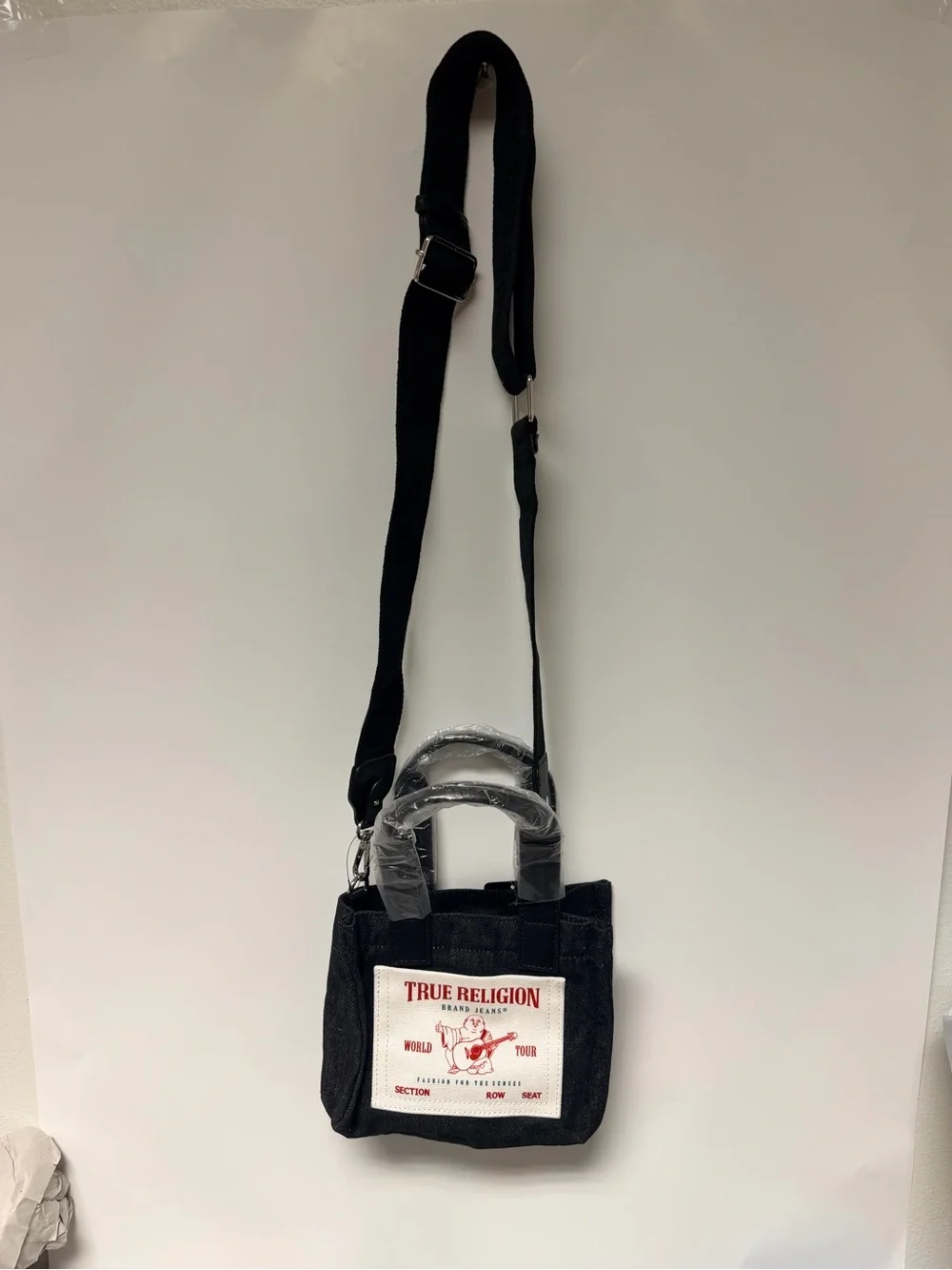 True Religion compact true